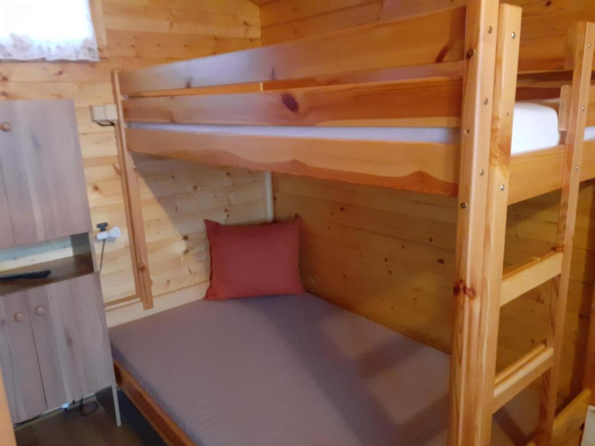 Rozarka - Vyrovicka Prehrada Camping *